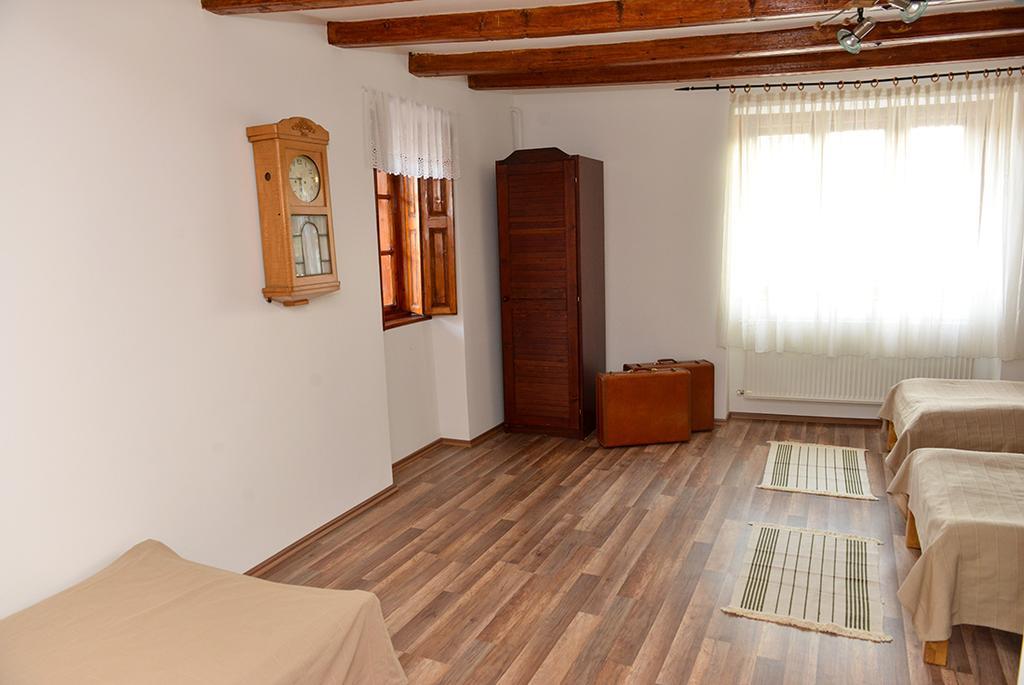 Rigófütty Vendégház Tiszaalpar Exterior foto